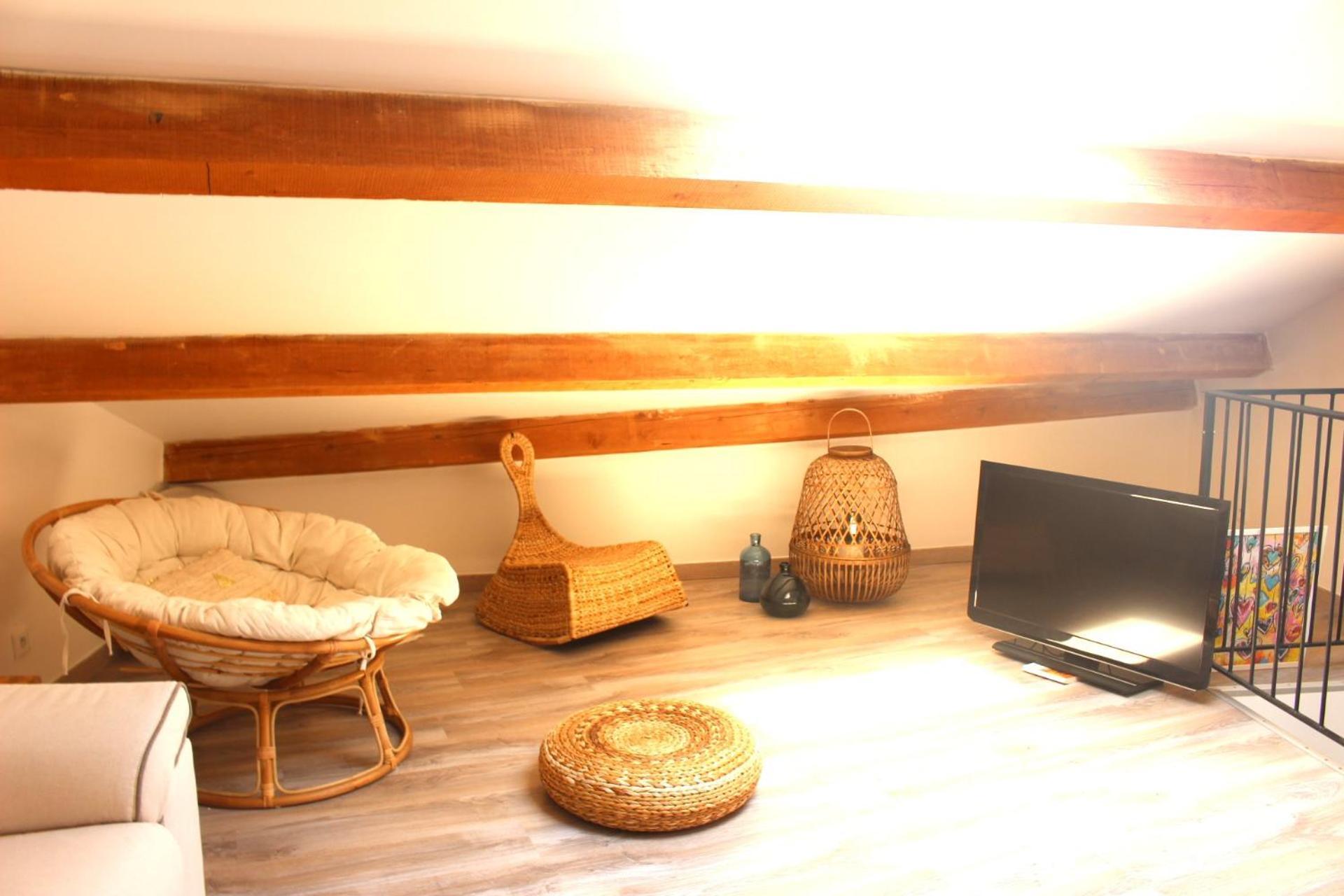 Joli Appartement Avec Balcon Au Coeur De Forcalquier Extérieur photo